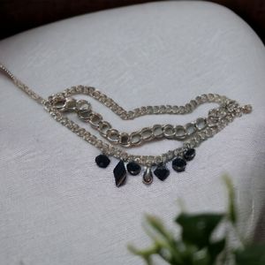 Black beaded clasp bracelet